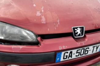 Serrure avant droit PEUGEOT 106