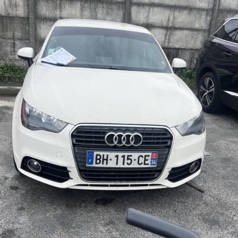 Verin de capot AUDI A1 1 Photo n°4