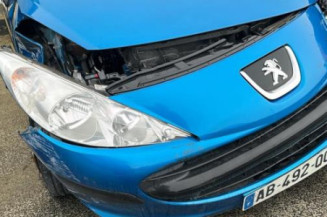 Serrure avant droit PEUGEOT 207