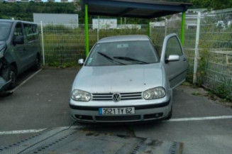 Bouton de coffre VOLKSWAGEN GOLF 4