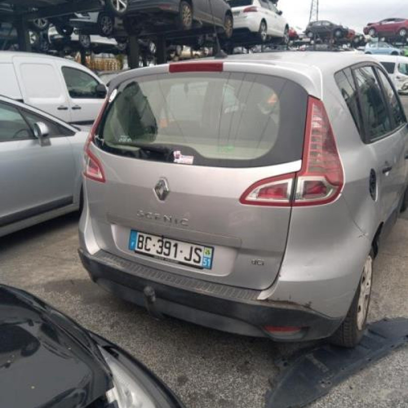 Aile avant gauche RENAULT SCENIC 3 Photo n°7