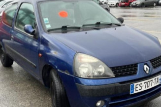 Anti brouillard droit (feux) RENAULT CLIO 2