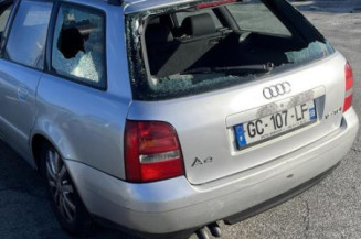 Serrure avant droit AUDI A4 1