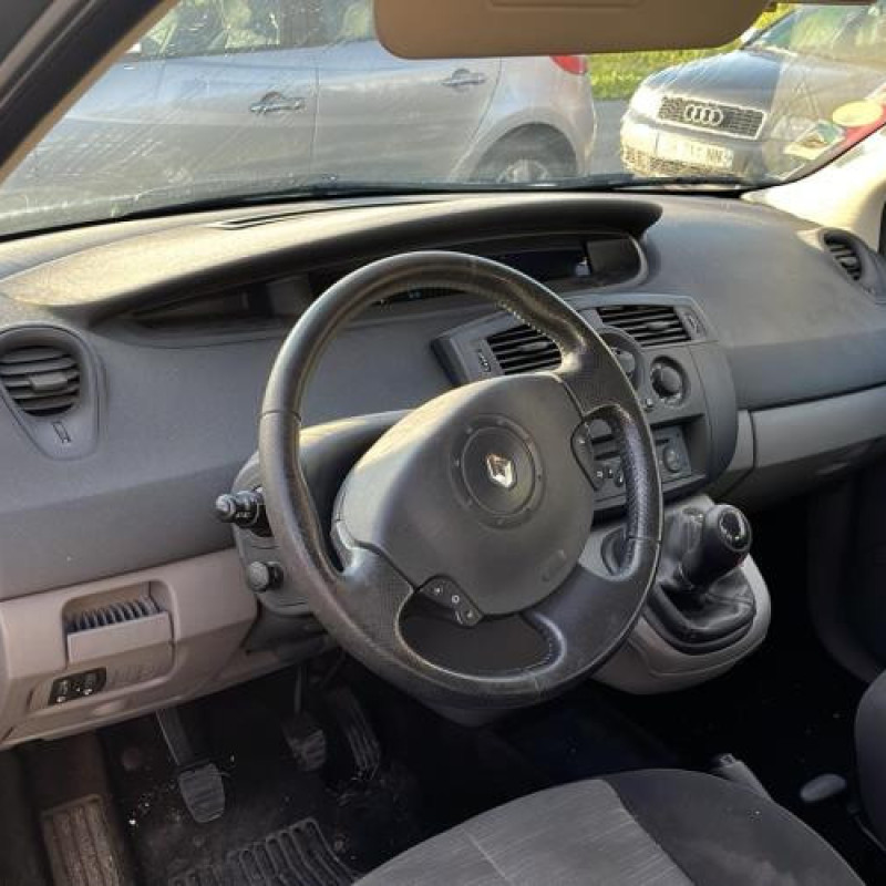 Moteur RENAULT SCENIC 2 Photo n°1