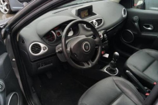 Vitre arriere gauche RENAULT CLIO 3