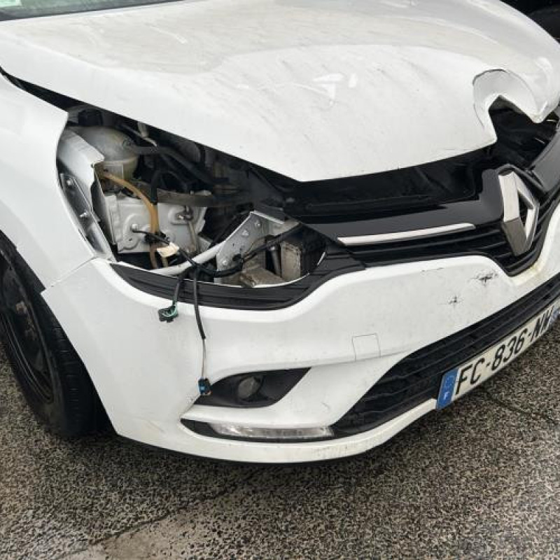 Feu arriere principal droit (feux) RENAULT CLIO 4 Photo n°19