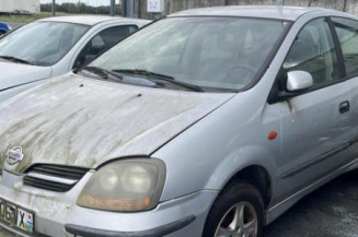 Feu arriere stop central NISSAN ALMERA TINO