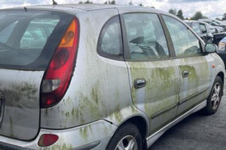 Feu arriere stop central NISSAN ALMERA TINO