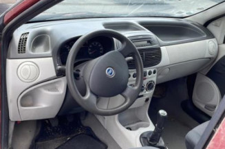 Serrure avant gauche FIAT PUNTO 2