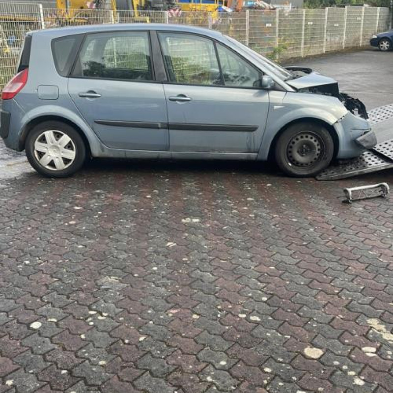 Boitier UCH RENAULT SCENIC 2 Photo n°5