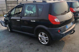 Pare choc arriere RENAULT SCENIC 2