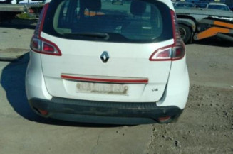 Boitier UCH RENAULT SCENIC 3