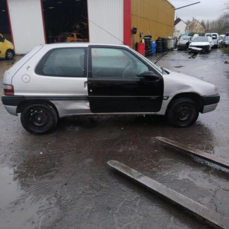 Serrure avant droit CITROEN SAXO Photo n°6