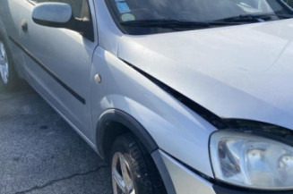 Serrure avant gauche OPEL CORSA C