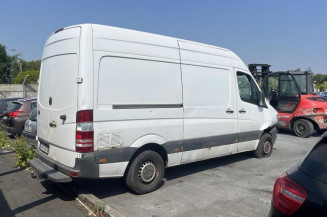 Pivot de moyeu avant gauche MERCEDES SPRINTER 2