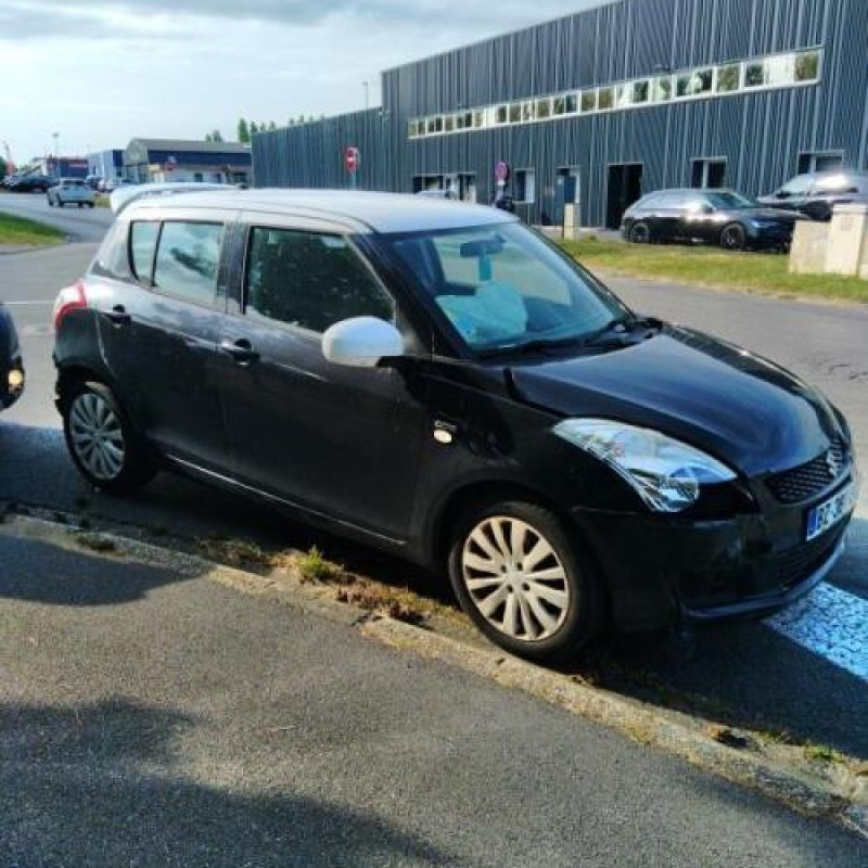 Interrupteur de leve vitre arriere droit SUZUKI SWIFT 4 Photo n°5