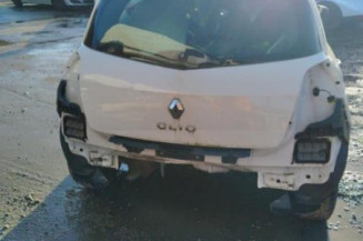 Boitier UCH RENAULT CLIO 3