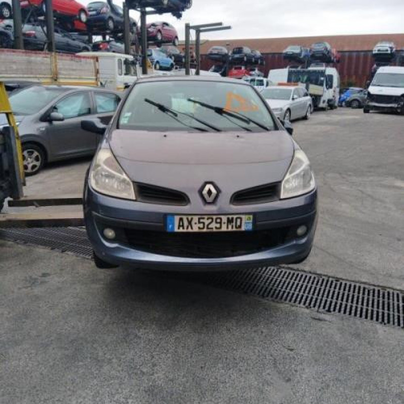 Pretensionneur de ceinture arriere droit RENAULT CLIO 3 Photo n°5