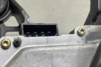 Moteur essuie glace arriere SKODA OCTAVIA 1