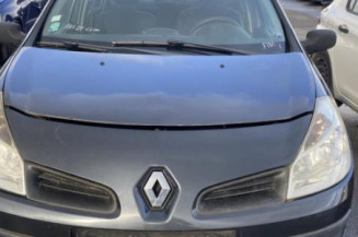 Bouton de coffre RENAULT CLIO 3