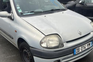 Vitre arriere droit RENAULT CLIO 2