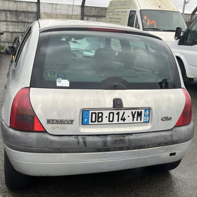 Vitre arriere droit RENAULT CLIO 2 Photo n°11