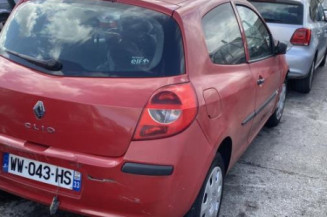 Boitier UCH RENAULT CLIO 3