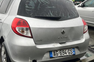 Boitier UCH RENAULT CLIO 3