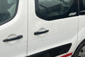 Serrure avant droit CITROEN BERLINGO 2