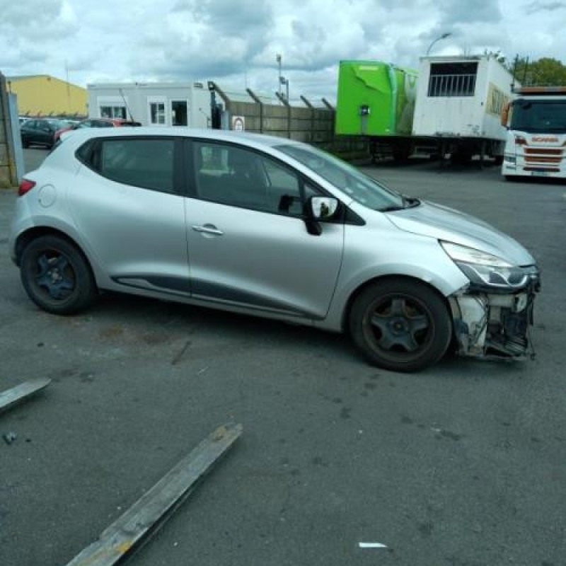 Feu arriere secondaire droit (feux) RENAULT CLIO 4 Photo n°5