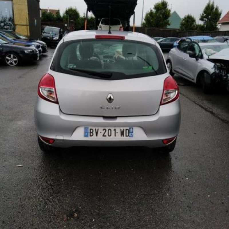 Boite de vitesses RENAULT CLIO 3 Photo n°9