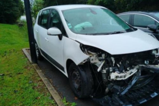 Feu arriere principal gauche (feux) RENAULT SCENIC 3