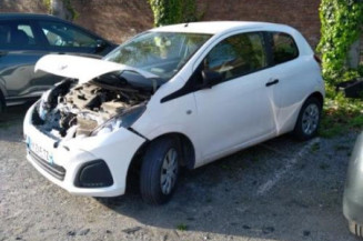 Verin de coffre PEUGEOT 108