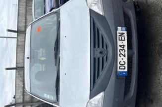 Pare choc avant DACIA LOGAN 1