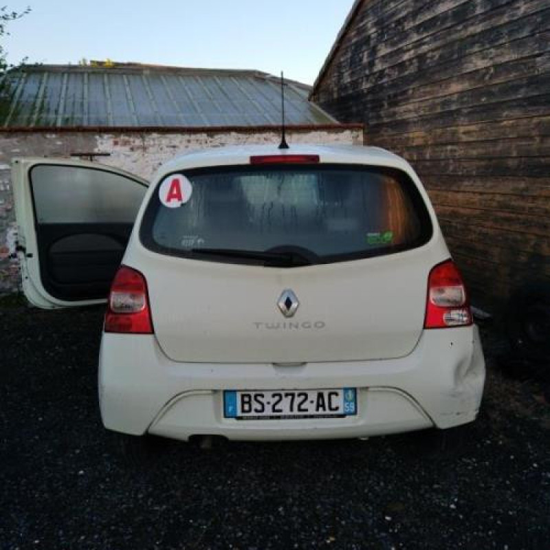 Boitier UCH RENAULT TWINGO 2 Photo n°4