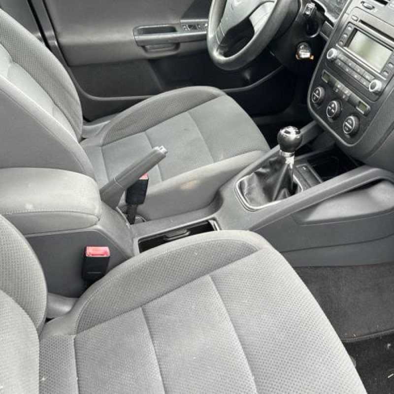 Poignee interieur arriere gauche VOLKSWAGEN GOLF 5 Photo n°8