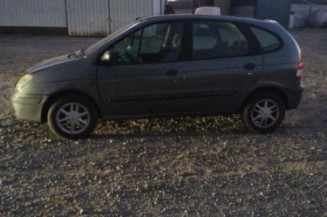 Serrure arriere droit RENAULT SCENIC 1