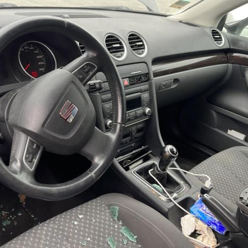 Porte avant droit SEAT EXEO Photo n°18