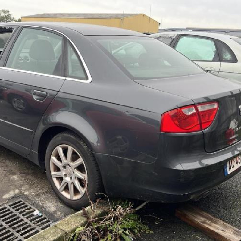 Bouton de warning SEAT EXEO Photo n°7