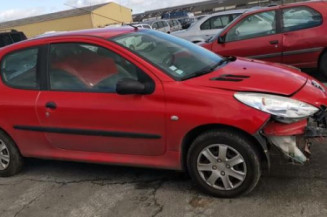 Serrure avant droit PEUGEOT 206+