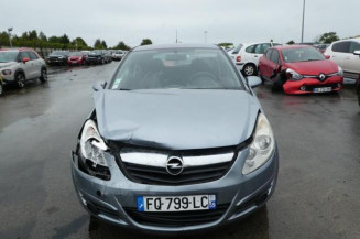 Serrure avant gauche OPEL CORSA D