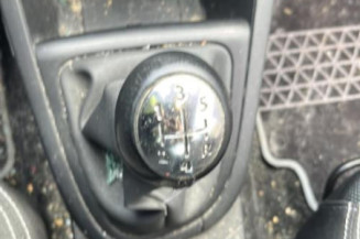 Bouton de coffre RENAULT CLIO 4