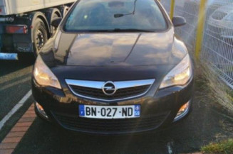 Capot OPEL ASTRA J