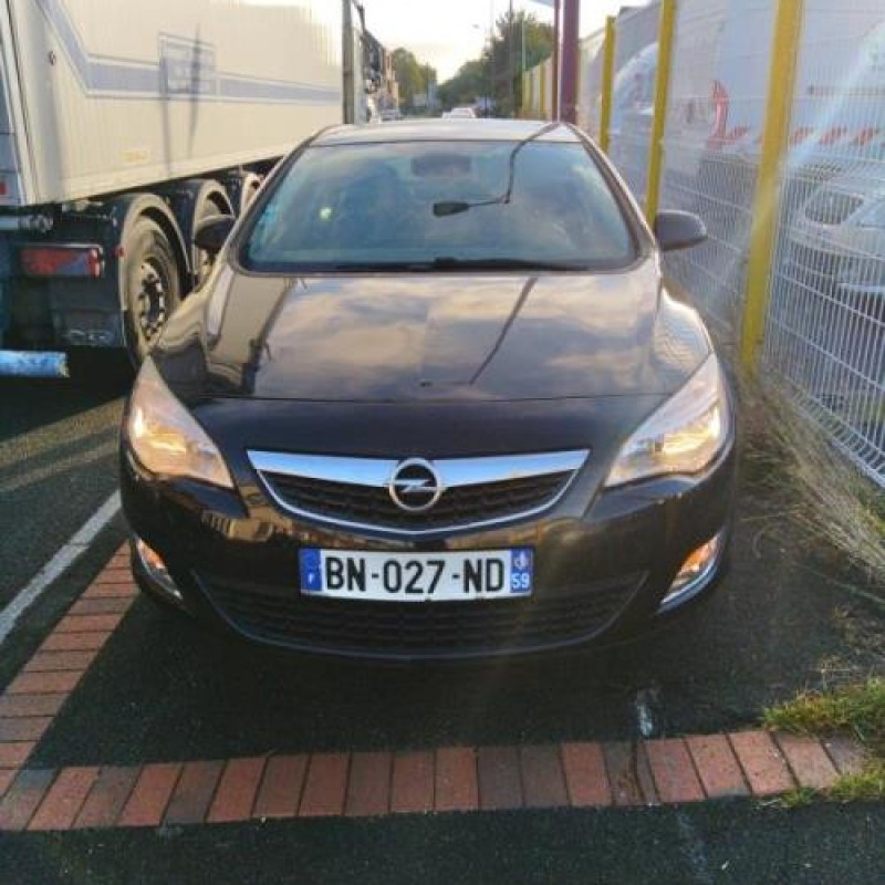 Capot OPEL ASTRA J Photo n°11