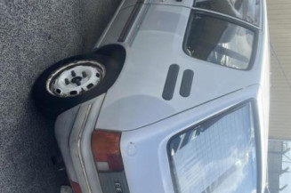 Retroviseur gauche PEUGEOT 205