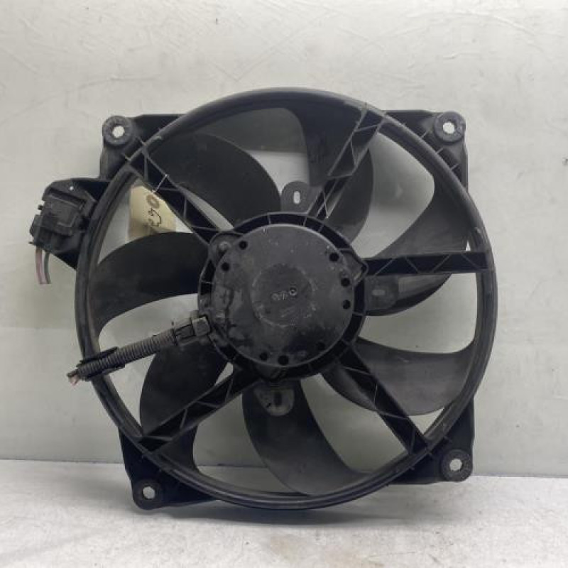 Moto ventilateur radiateur RENAULT SCENIC 3 Photo n°4