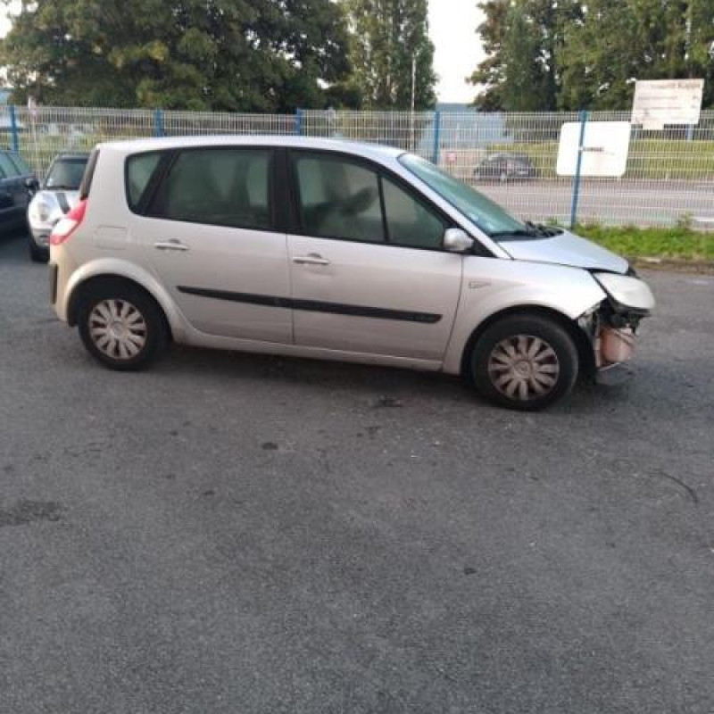 Boitier UCH RENAULT SCENIC 2 Photo n°5