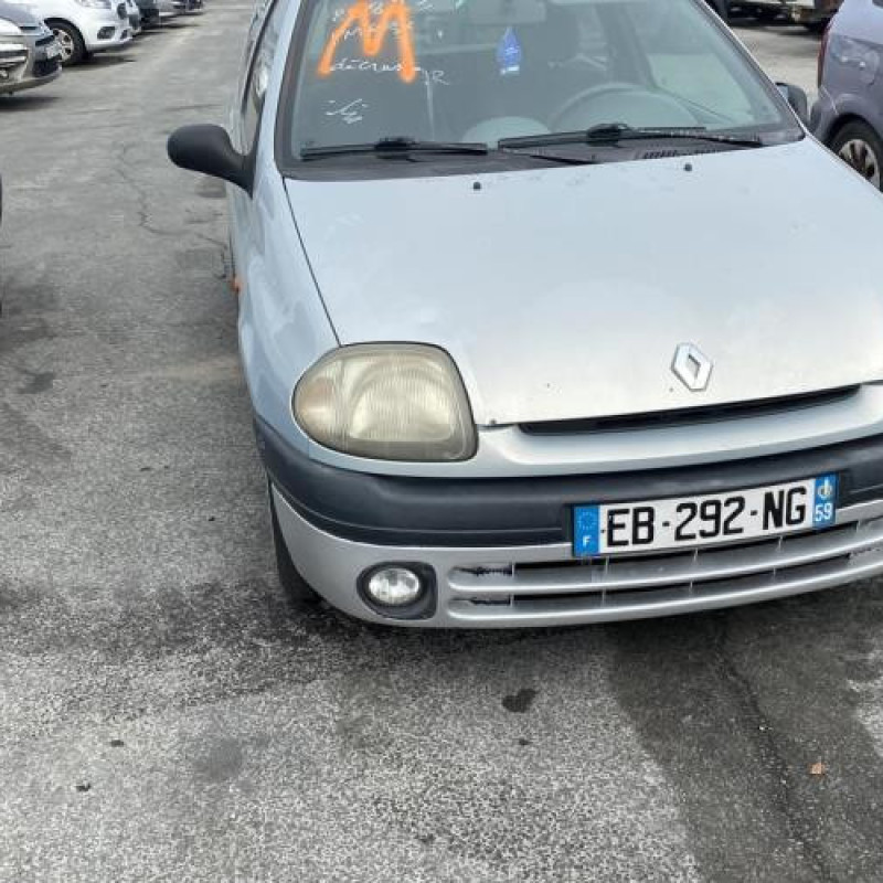 Air bag conducteur RENAULT CLIO 2 Photo n°4