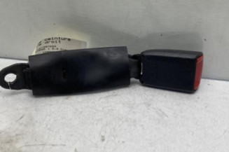 Attache ceinture arriere droit TOYOTA RAV4 3