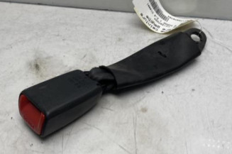 Attache ceinture arriere gauche TOYOTA RAV4 3